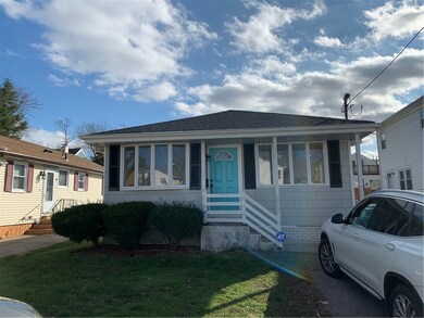 80 Manomet St, Providence, RI 02909 - photo 2