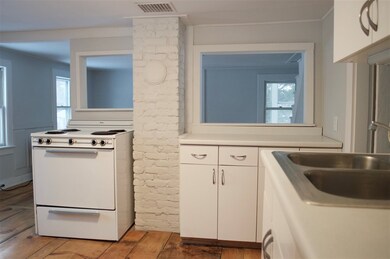 86 Wentworth Rd, Sanbornville, NH 03872 - photo 3