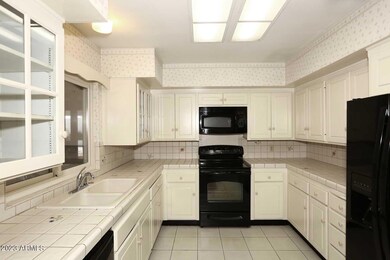 Light & Bright Kitchen