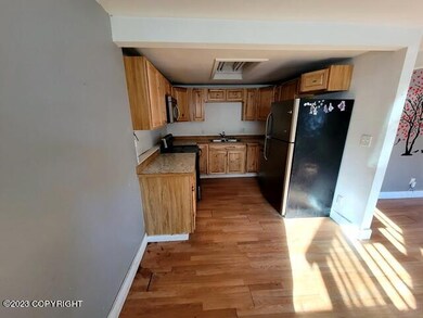 516 N Park St, Anchorage, AK 99508 - photo 5