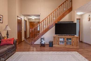 1323 Park Meadow Dr, Beech Grove, IN 46107 - photo 7