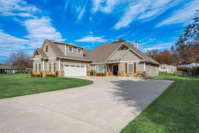 225 Navajo Trail, Lake Kiowa, TX 76240 - photo 3