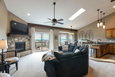 185 Splendor View Dr Branson MO 65616  (