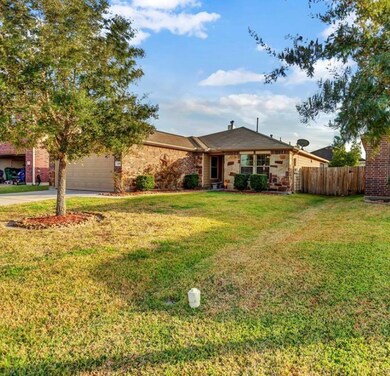 388 De Coster Blvd, Alvin, TX 77511 - photo 2
