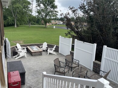 324 Debora Dr, Latrobe, PA 15650 - photo 4