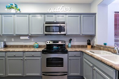 2488 W Lewis & Clark Trl