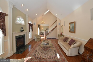 25646 Creek Run Terrace, Chantilly, VA 20152 - photo 3