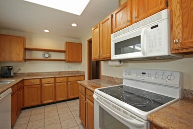 1235 S 235th Place, Des Moines, WA 98198 - photo 4