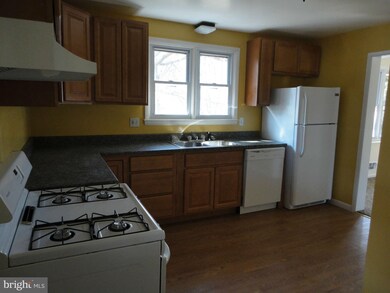 4319 Falls Park Rd, Perry Hall, MD 21128 - photo 5