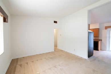 120 Ruby Cir, Brandon, FL 33510 - photo 3