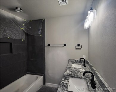 715 S 41st West Ave unit A, Tulsa, OK 74127 - photo 7