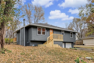 11119 N Harrison St, Kansas City, MO 64155 - photo 2