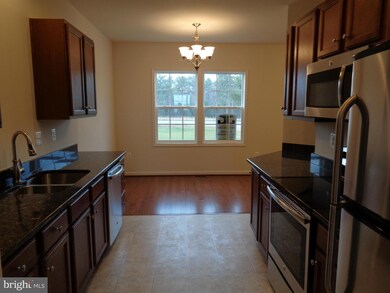 7107 Durrette Rd, Ruther Glen, VA 22546 - photo 5