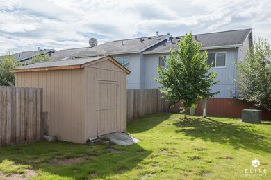 2438E52ndAve(4of17)