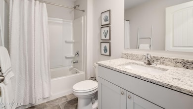 29_TN_Memphis_Willow-Point_Bathroom2