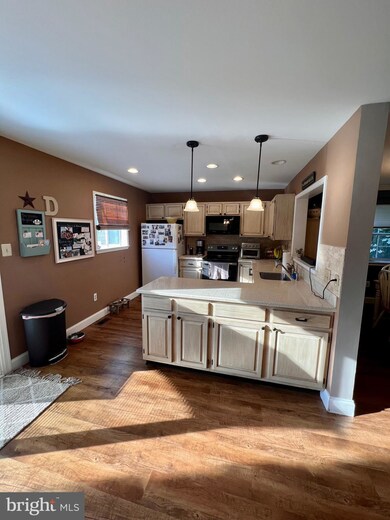 17 Linden Ct, Boyertown, PA 19512 - photo 7