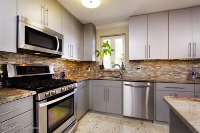 3149 Hylan Blvd unit 1-D, Staten Island, NY 10306 - photo 5