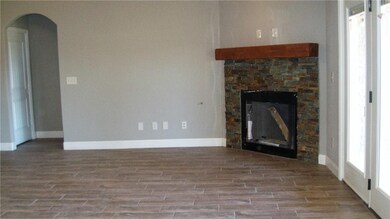 740 Captain Reid Ln, Prairie Grove, AR 72753 - photo 5