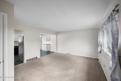 4022 Clover Ridge Ct, Toledo, OH 43623 - photo 7