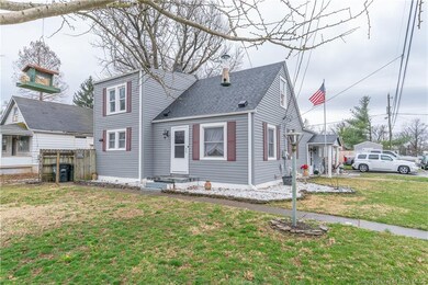 201 Myrtle St, Jeffersonville, IN 47130 - photo 2