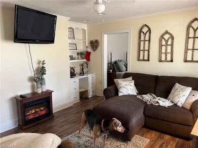 1085 Tom Gordon Rd unit A, King, NC 27021 - photo 7