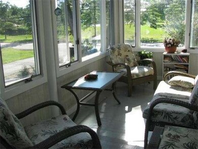 142 Salisbury St, Holden, MA 01520 - photo 5