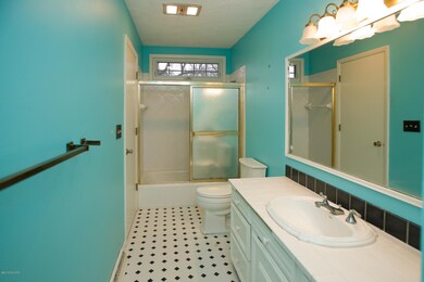 724 E Prospect St, Marshall, MI 49068 - photo 7