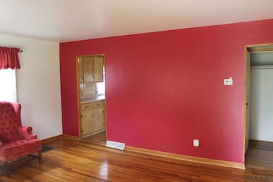 216 Cinema Dr, Johnstown, PA 15905 - photo 4