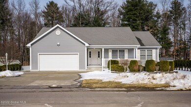 105 Brian Crest Ct, Schenectady, NY 12306 - photo 5