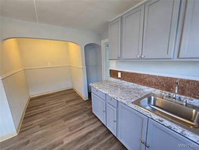 693 Lasalle Ave, Buffalo, NY 14215 - photo 4