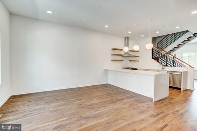 303 E Lanvale St, Baltimore, MD 21202 - photo 5