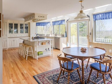 This remodeled (Fall 2016) eat-in...