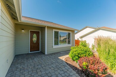 1638 NW Spruce Place, Redmond, OR 97756 - photo 3