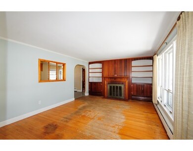 256 Humphrey St, Lowell, MA 01850 - photo 5