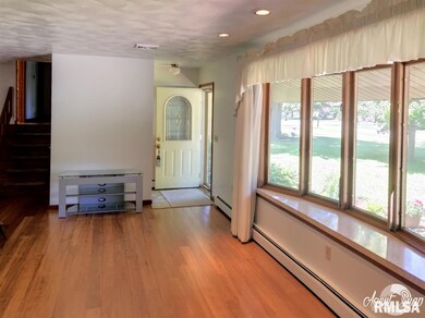 140 Lakeland Dr, Galesburg, IL 61401 - photo 6