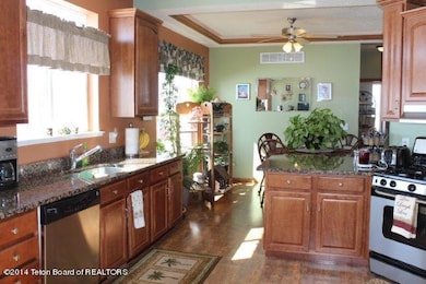 4 Arapaho Trail, Boulder, WY 82923 - photo 2