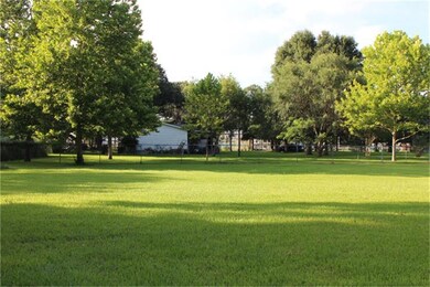 0 N Johnson unit 84296185, Alvin, TX 77511 - photo 3