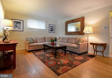 2120 Sweetbrier Ln, Lutherville Timonium, MD 21093 - photo 4