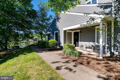 5853 Orchard Hill Ln unit 5853, Clifton, VA 20124 - photo 2