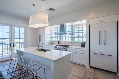 Lucian-401-29-North-Somerset-Street (10)
