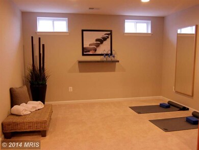 2204 Viola Ln, Gambrills, MD 21054 - photo 2