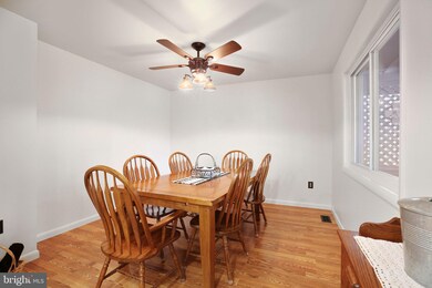 10831 Moore Dr, Manassas, VA 20111 - photo 5