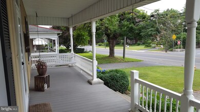 34 W Main St, Leola, PA 17540 - photo 3