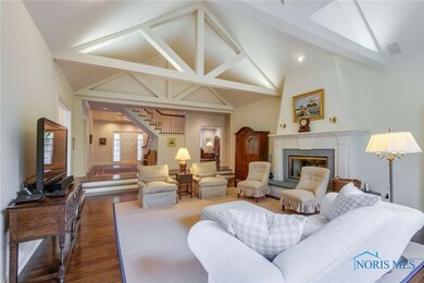 2661 Forestvale Rd, Ottawa Hills, OH 43615 - photo 5