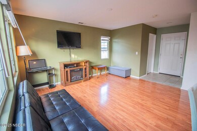 2016_GreenRightCir_008