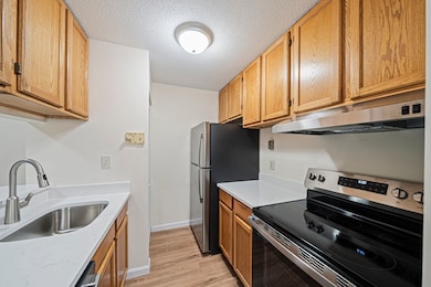 100 Fletcher Ln unit E, Brewster, MA 02631 - photo 5