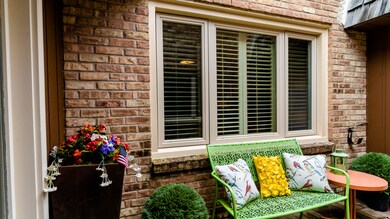 1825 Somerset Ln unit 22, Northbrook, IL 60062 - photo 3