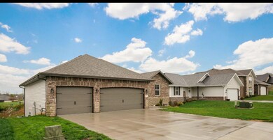 842 E Acacia Ln, Nixa, MO 65714 - photo 2