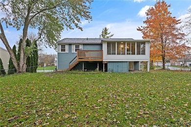 201 Woodmont Dr, Camillus, NY 13031 - photo 2