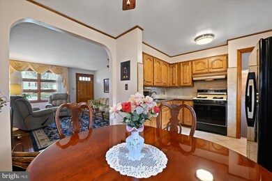 543 Shipley Rd, Linthicum Heights, MD 21090 - photo 5